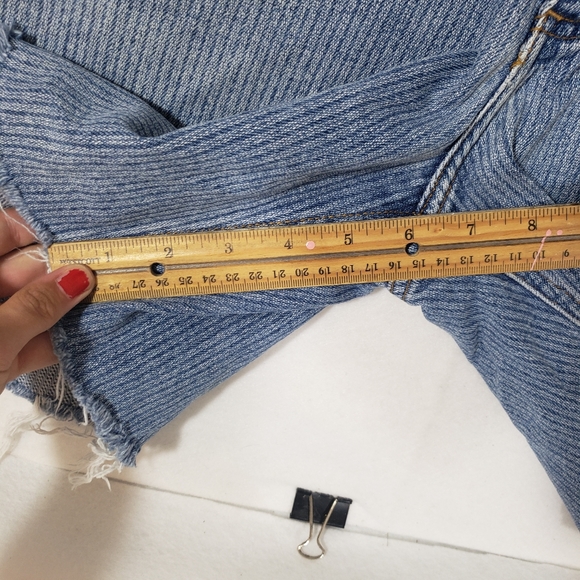 ROUTE 66 CUTOFF Shorts DENIM PINSTRIPE SHORTS HIGH RISE 32 frayed hem - Picture 4 of 8